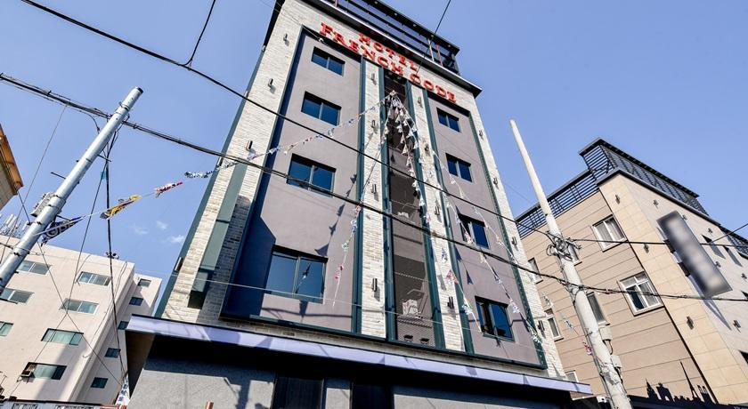 French Code Hotel Changwon Exteriör bild