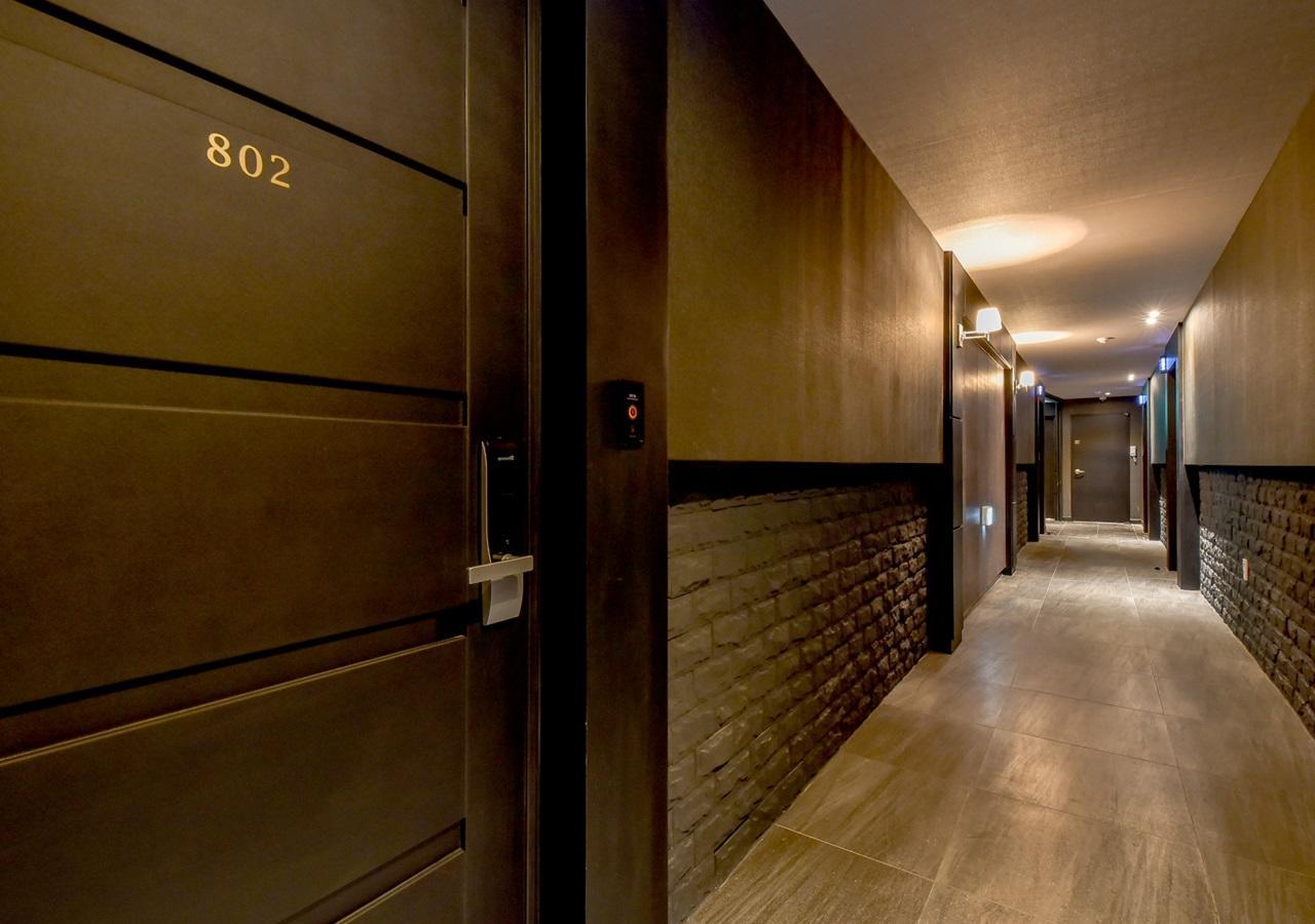 French Code Hotel Changwon Exteriör bild